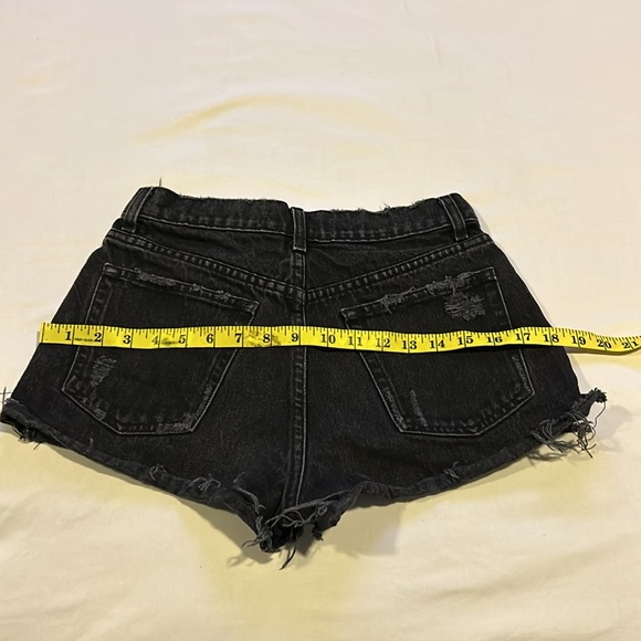 Reformation Denim Jean shorts - Picture 3 of 5